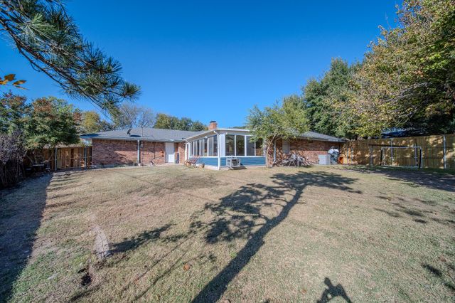 614 Athenia Way, Duncanville, TX 75137