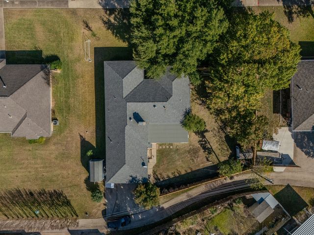 614 Athenia Way, Duncanville, TX 75137