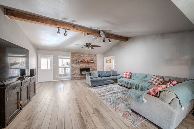 614 Athenia Way, Duncanville, TX 75137