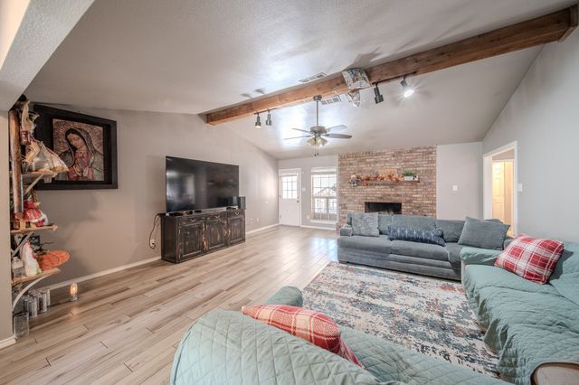 614 Athenia Way, Duncanville, TX 75137