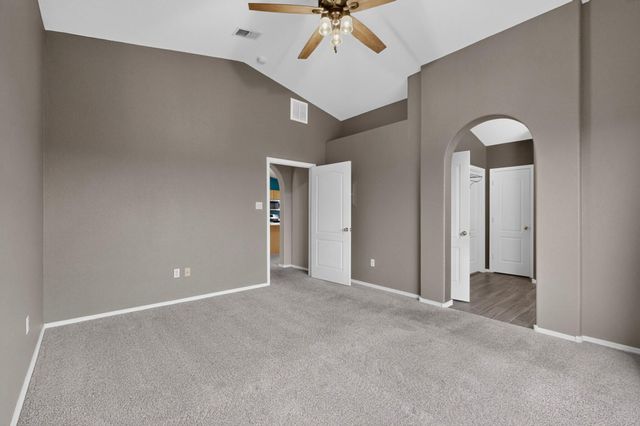 617 Sunny Meadows Drive NE, Rio Rancho, NM 87144