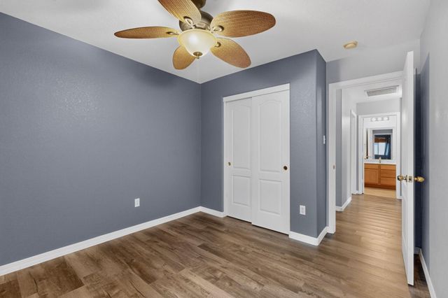 617 Sunny Meadows Drive NE, Rio Rancho, NM 87144