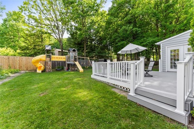 105 Vantage Drive, Camillus, NY 13031