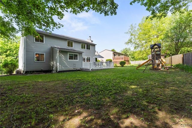105 Vantage Drive, Camillus, NY 13031