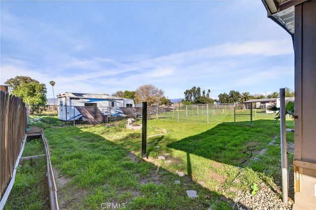 1067 Stevenson A & B, Colton, CA 92324