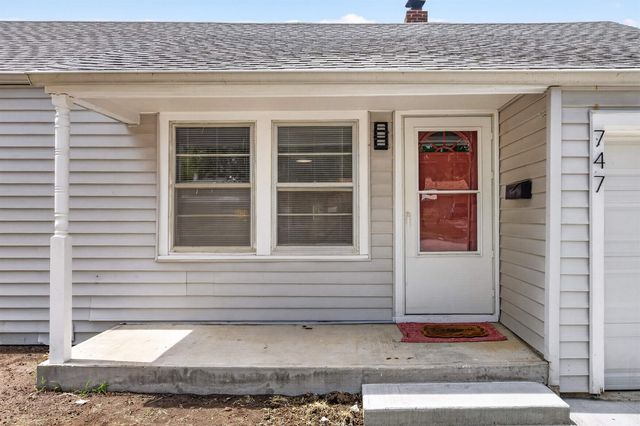 747 S Clifton Ave, Wichita, KS 67218