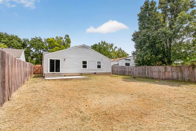 747 S Clifton Ave, Wichita, KS 67218