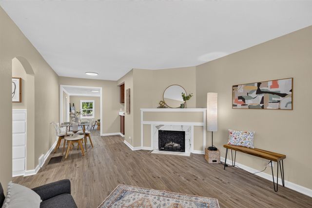 747 S Clifton Ave, Wichita, KS 67218
