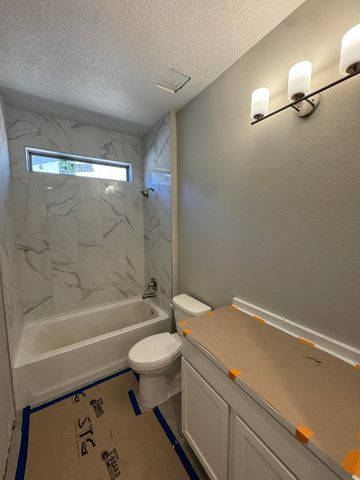 1556 Valle De Colores Road NW, Los Lunas, NM 87031