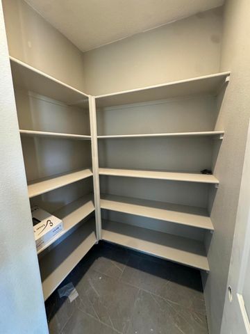 1556 Valle De Colores Road NW, Los Lunas, NM 87031