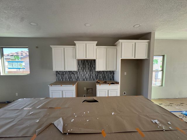 1556 Valle De Colores Road NW, Los Lunas, NM 87031