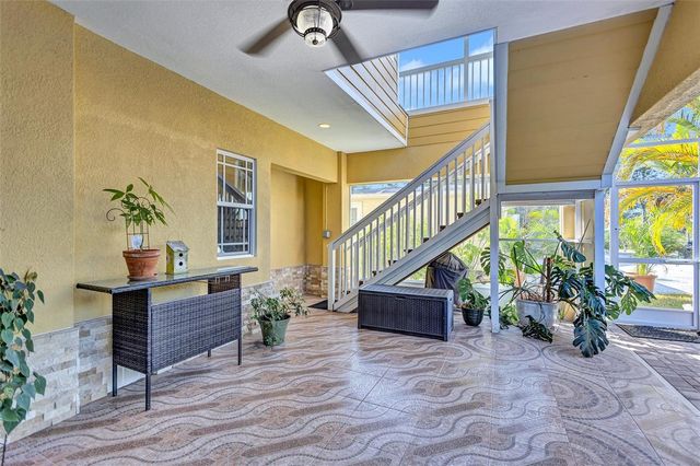 333 W SOUTH AVENUE, Tampa, FL 33603