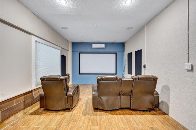 333 W SOUTH AVENUE, Tampa, FL 33603