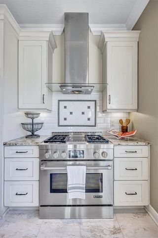 333 W SOUTH AVENUE, Tampa, FL 33603