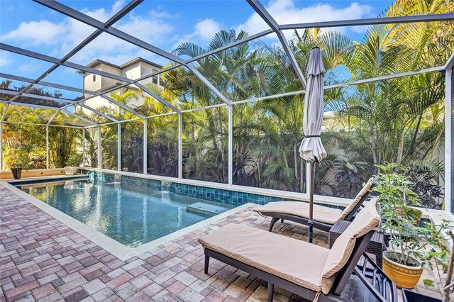 333 W SOUTH AVENUE, Tampa, FL 33603