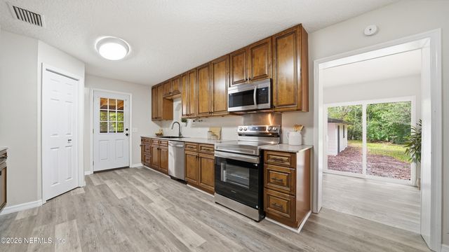 7941 SYCAMORE Street, Jacksonville, FL 32219
