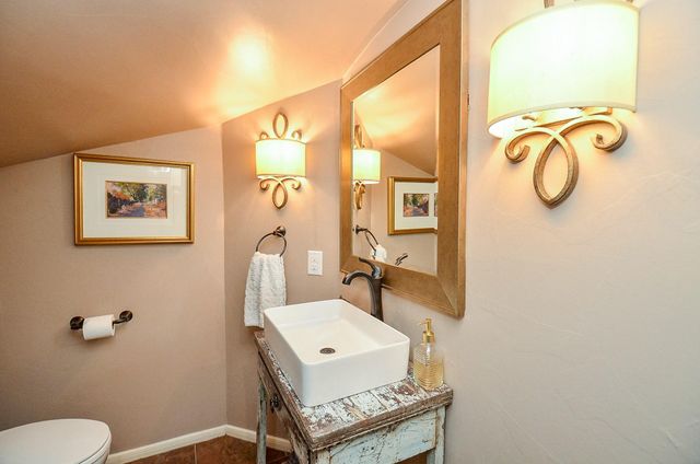 19 Ambleside Crescent Drive, Sugar Land, TX 77479