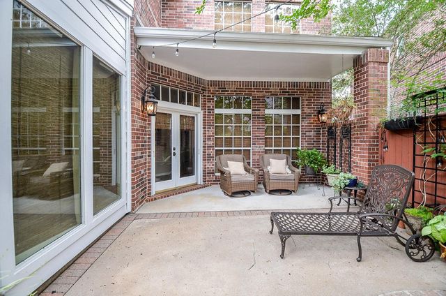 19 Ambleside Crescent Drive, Sugar Land, TX 77479
