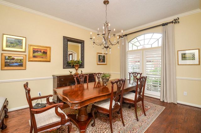 19 Ambleside Crescent Drive, Sugar Land, TX 77479