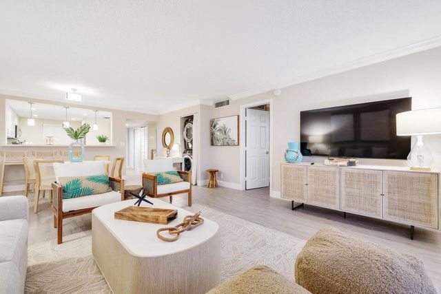 601 N OCEAN Boulevard 202, Boca Raton, FL 33432