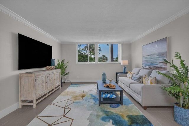 601 N OCEAN Boulevard 202, Boca Raton, FL 33432