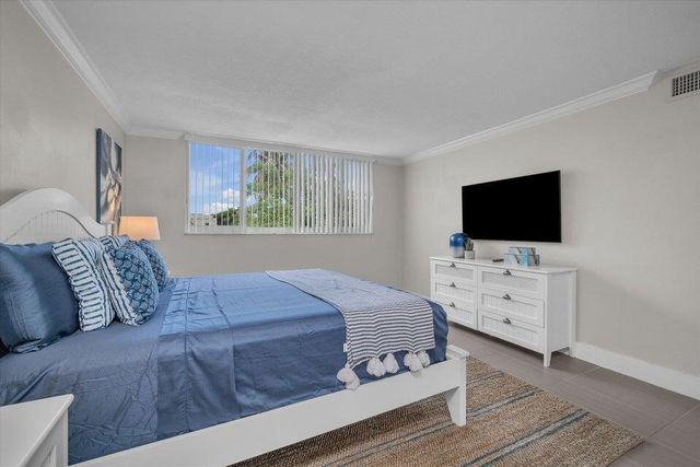 601 N OCEAN Boulevard 202, Boca Raton, FL 33432