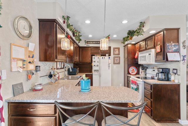 2605 S Lotus Street, Ozark, MO 65721