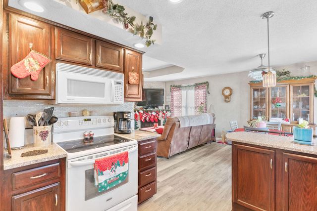 2605 S Lotus Street, Ozark, MO 65721