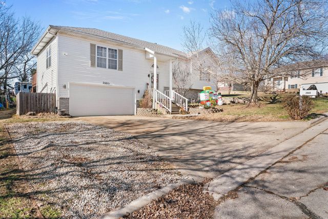 2605 S Lotus Street, Ozark, MO 65721