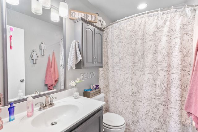 2605 S Lotus Street, Ozark, MO 65721