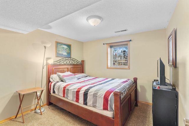 2605 S Lotus Street, Ozark, MO 65721