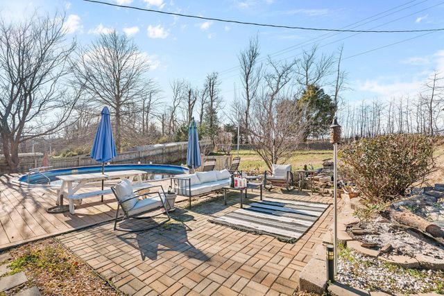 2605 S Lotus Street, Ozark, MO 65721