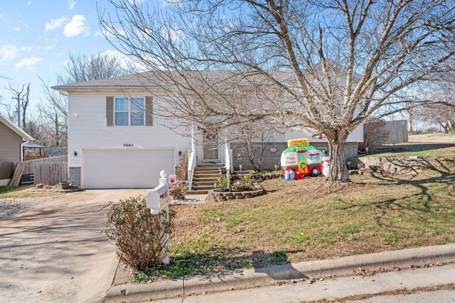 2605 S Lotus Street, Ozark, MO 65721