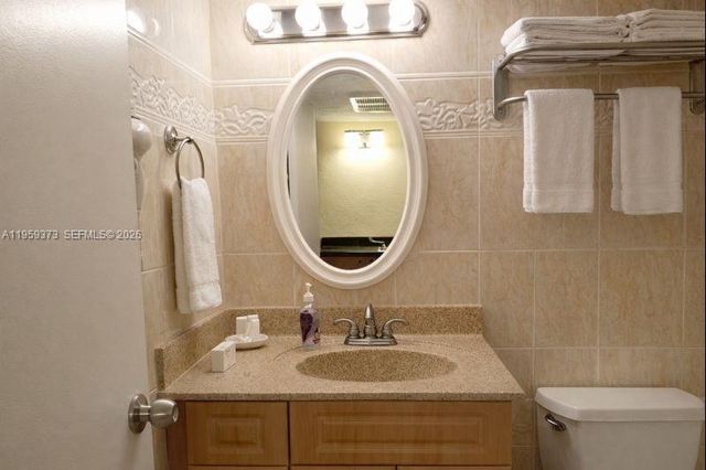 19201 Collins Ave 707, Sunny Isles Beach, FL 33160