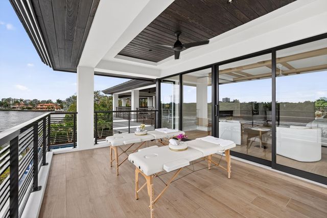 1918 Intracoastal Drive, Fort Lauderdale, FL 33305