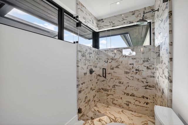 1918 Intracoastal Drive, Fort Lauderdale, FL 33305