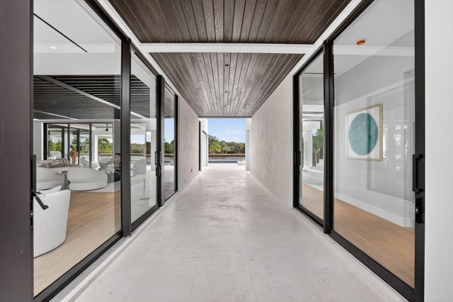 1918 Intracoastal Drive, Fort Lauderdale, FL 33305