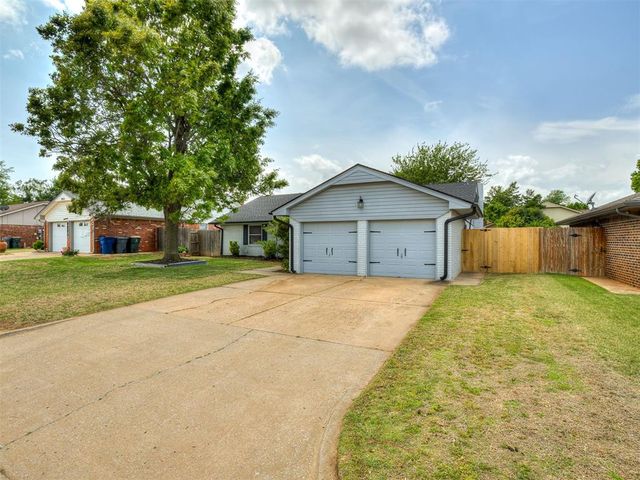 9927 Georgia Avenue, The Village, OK 73120
