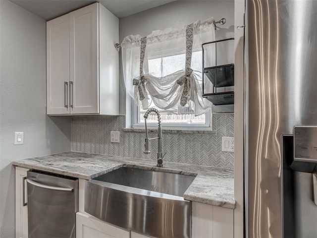 9927 Georgia Avenue, The Village, OK 73120