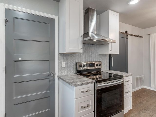 9927 Georgia Avenue, The Village, OK 73120
