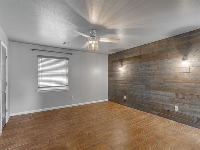 9927 Georgia Avenue, The Village, OK 73120