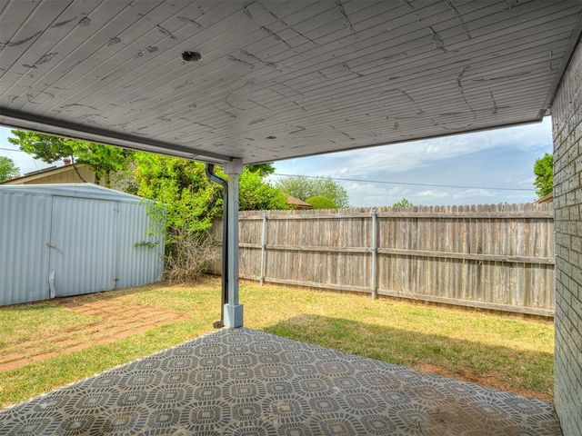 9927 Georgia Avenue, The Village, OK 73120