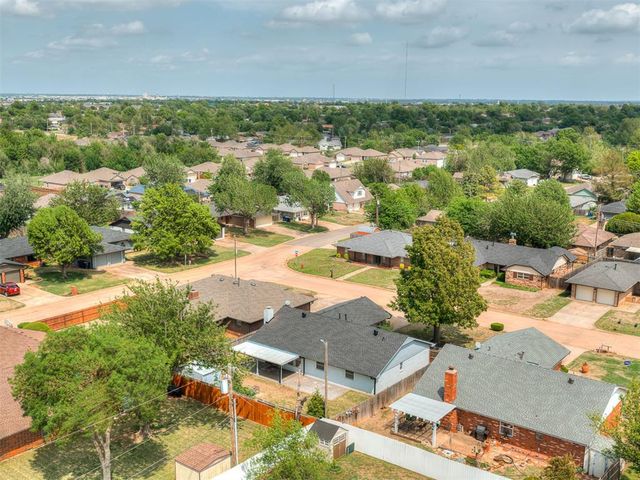 9927 Georgia Avenue, The Village, OK 73120