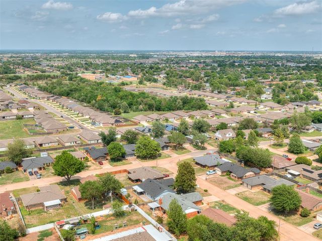 9927 Georgia Avenue, The Village, OK 73120