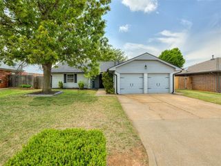 9927 Georgia Avenue, The Village, OK 73120