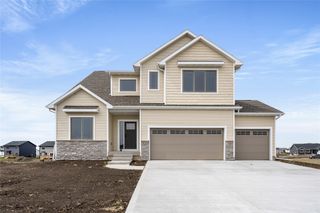 400 29th Street SW, Altoona, IA 50009