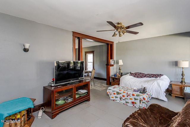 119 Gradolph Street, Toledo, OH 43612