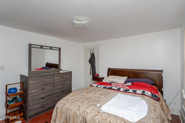 119 Gradolph Street, Toledo, OH 43612