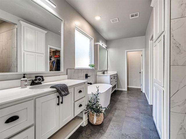 6504 NW 148th Street, Oklahoma City, OK 73142
