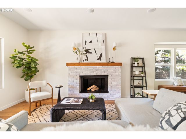 1513 Ne LIBERTY St, Portland, OR 97211